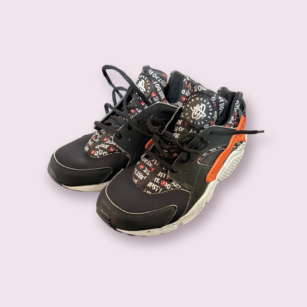 AIR HUARACHE 'JUST DO IT' size 11 Nike running shoe